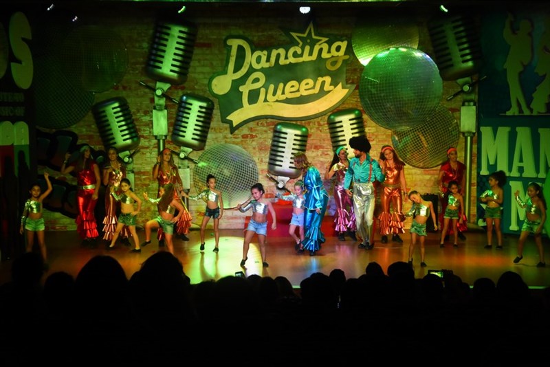 Dancing Queen un hommage a Abba by Kazadoo